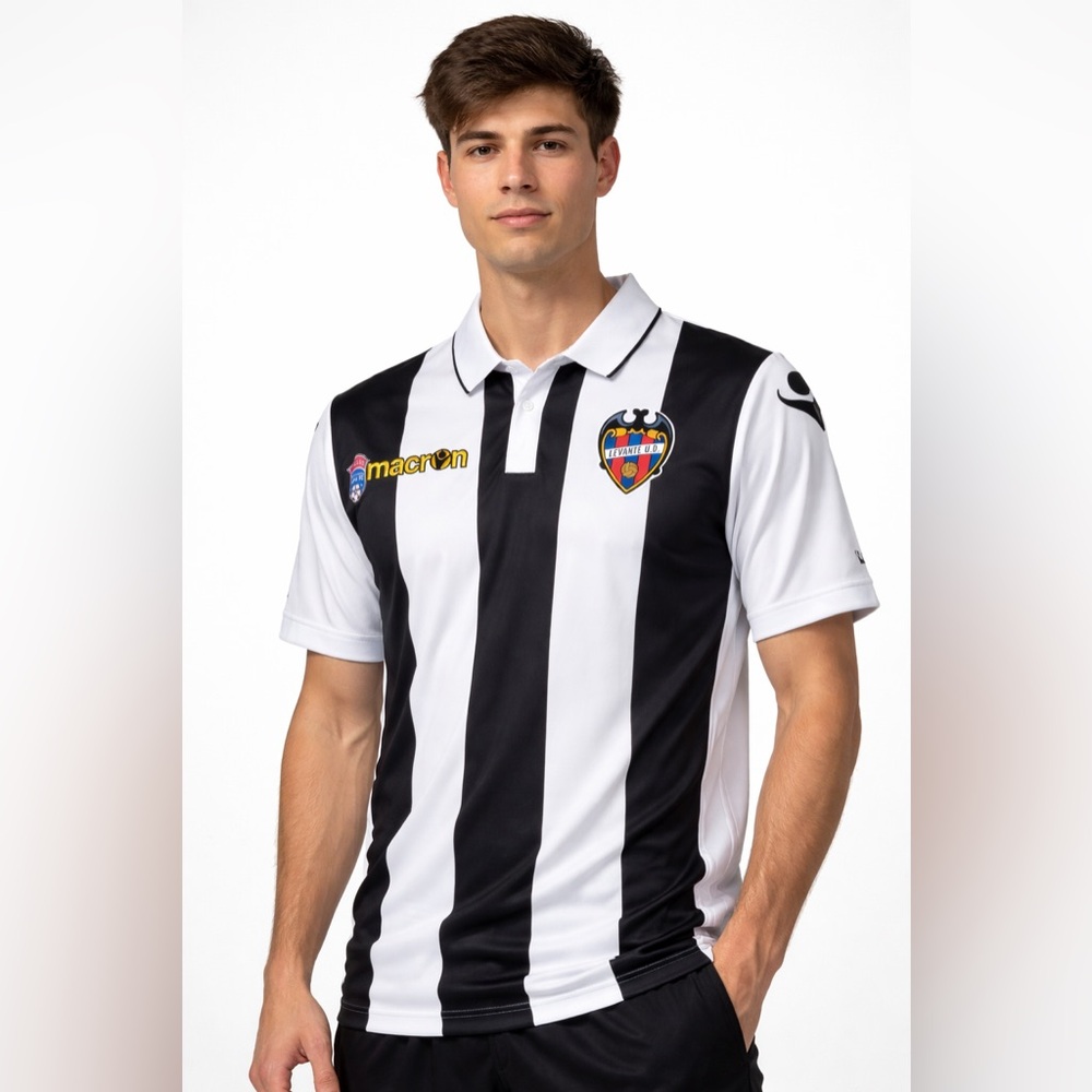 MACARON Men's Black and White Striped Size Medium LEVANTE U.D. New